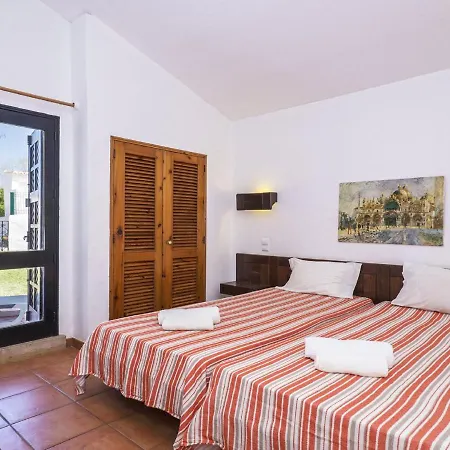 Villa Jacaranda V3 By Interhome